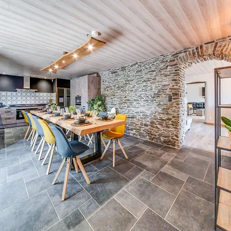Wonderful Holiday Home In Gouvy With Sauna And Jacuzzi