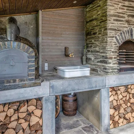 Ferienhaus Wonderful Holiday Home In Gouvy With Sauna And Jacuzzi *